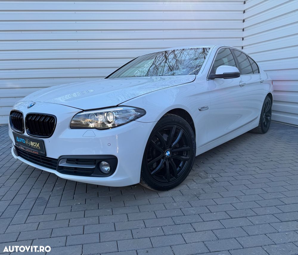 BMW Seria 5 520i Aut. - 8