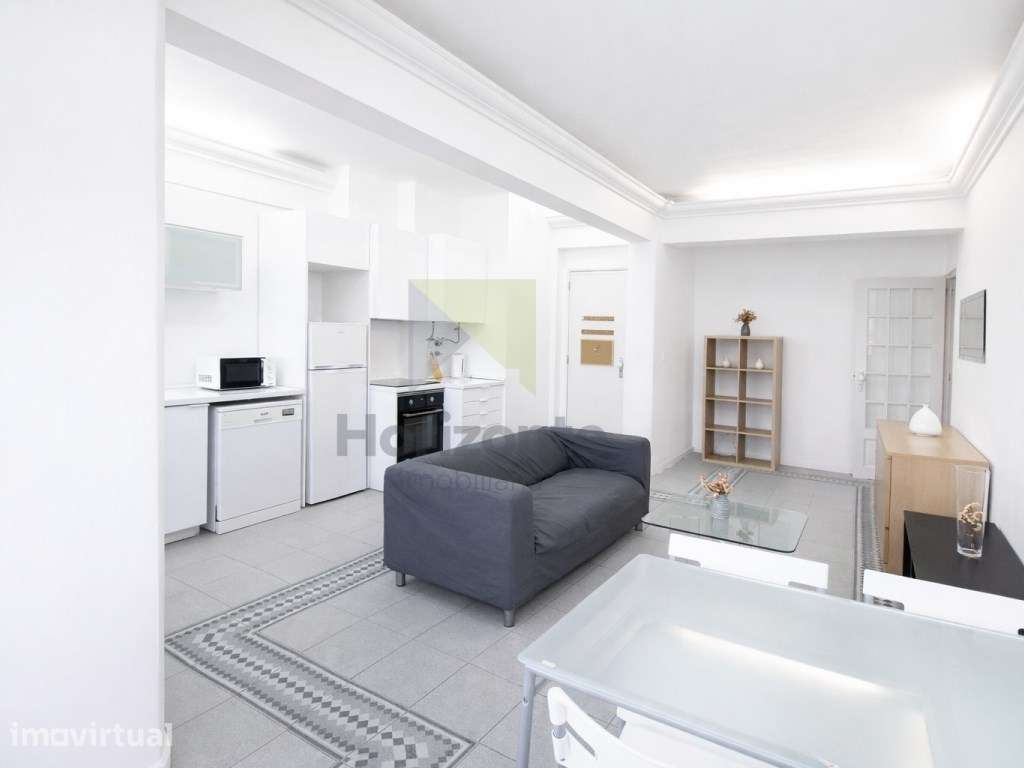 Apartamento T2 Mobilado e Acolhedor junto Parque das Conchas - Grande imagem: 2/17