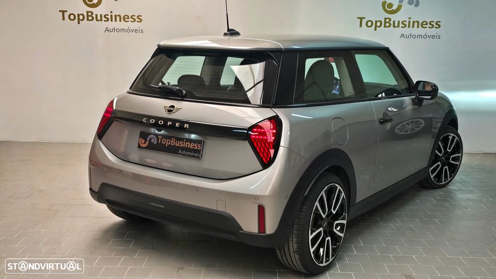 MINI 3 Portas Cooper Aut. - 4