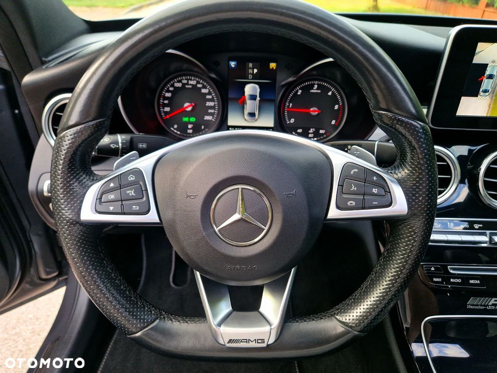 Mercedes-Benz Klasa C - 32