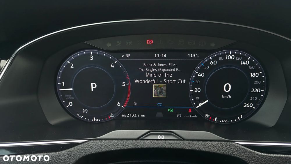 Volkswagen Passat - 20