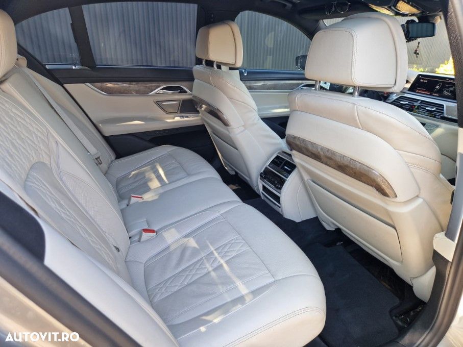 BMW Seria 7 730Ld xDrive - 40
