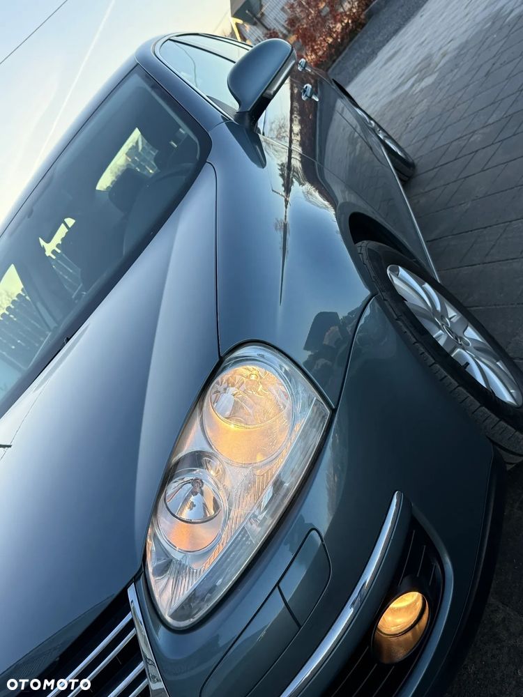 Volkswagen Jetta - 25