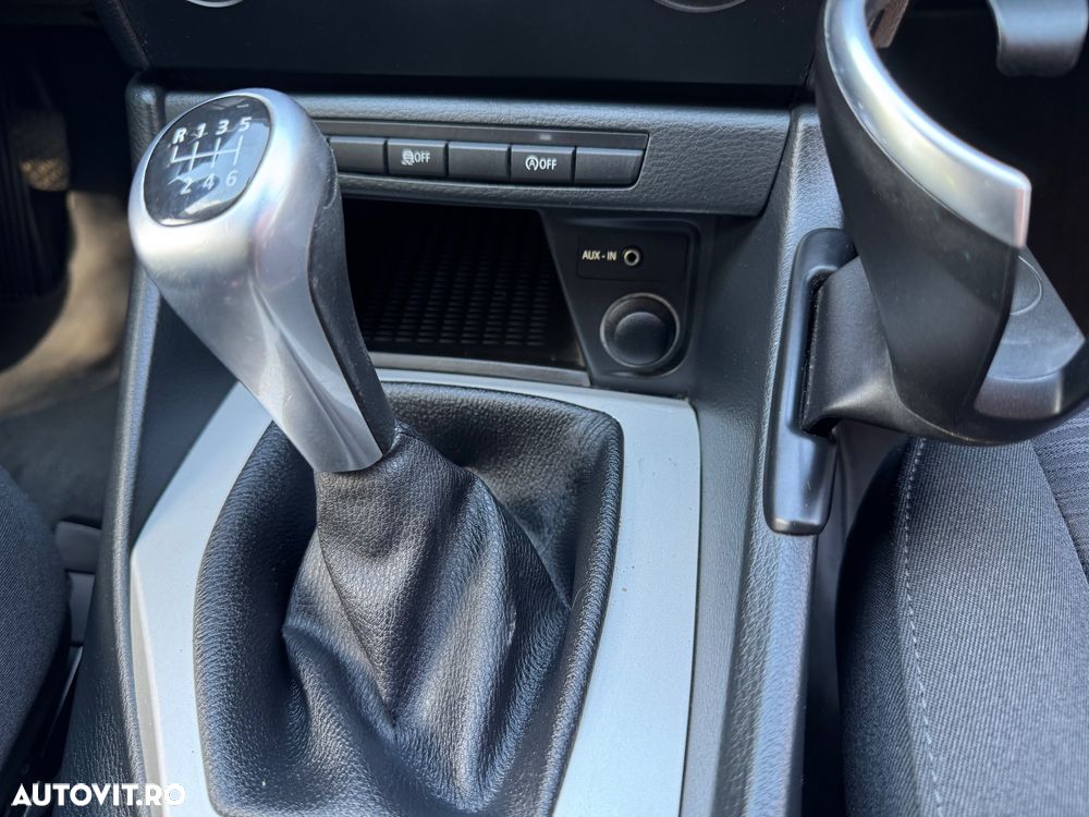 BMW X1 sDrive18d - 12