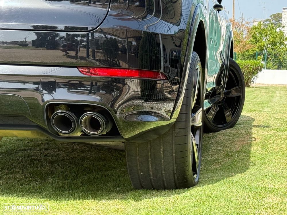Porsche Cayenne E-Hybrid Tiptronic S Platinum Edition - 17