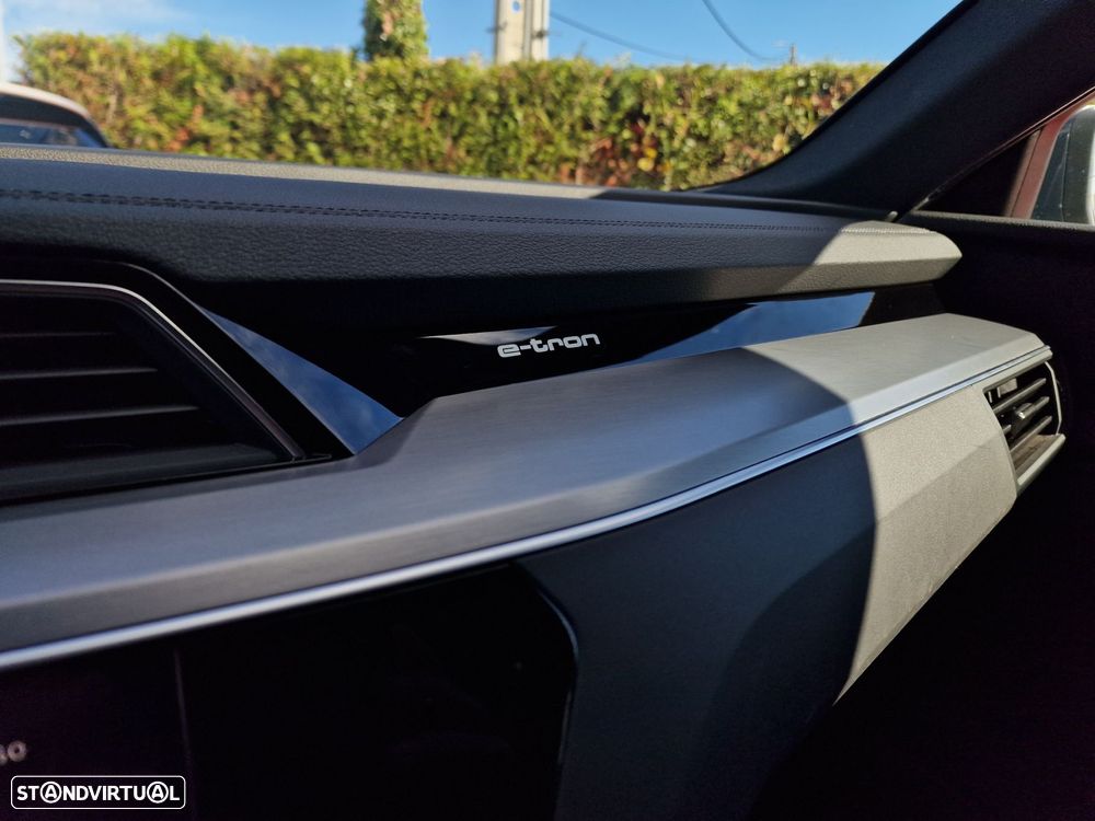 Audi Q8 e-Tron Sportback 50 quattro S line - 37