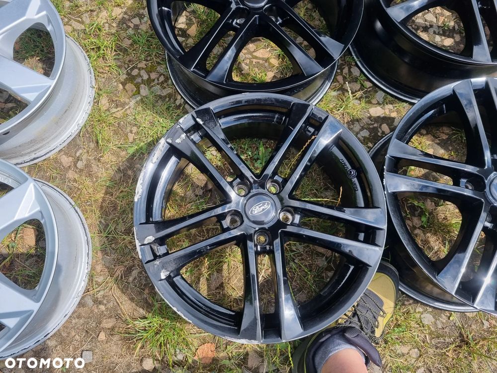 FORD KUGA ,focus,mondeo,VOLVO V40,V50,V70,S40alu 7.5x17 et45 5x108,db stan - 5