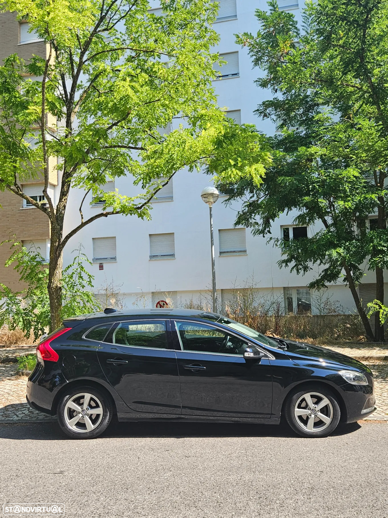 Volvo V40 1.6 D2 Kinetic - 6
