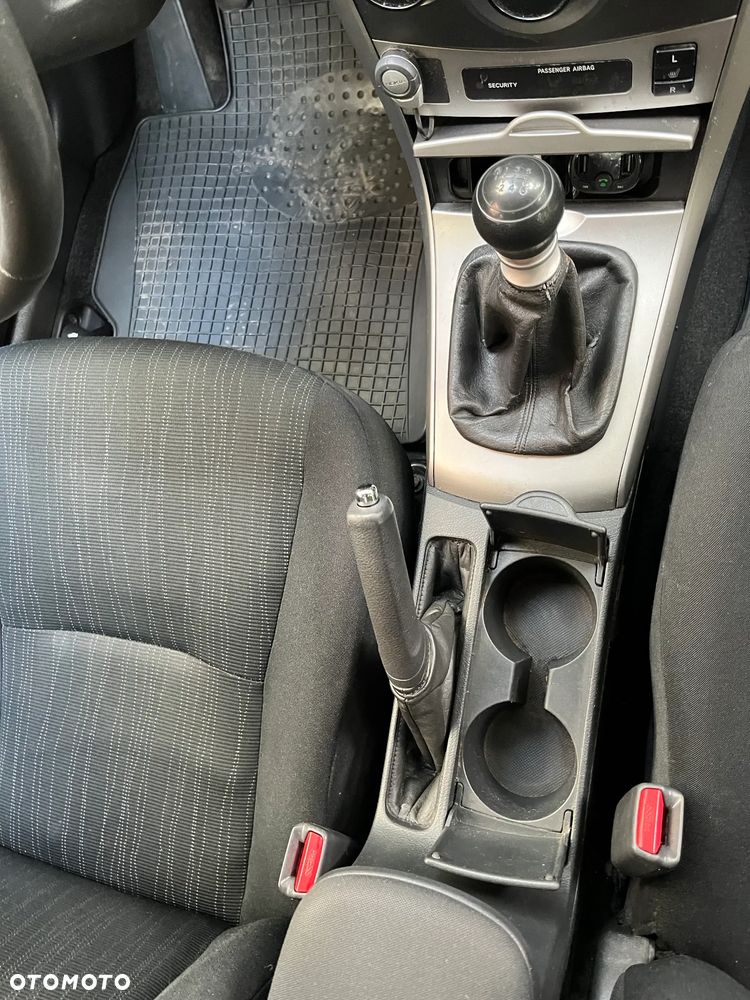 Toyota Corolla 1.6 Terra - 14