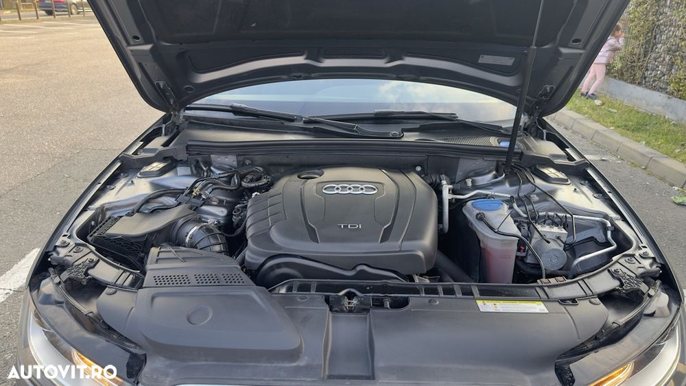 Audi A4 2.0 TDI DPF multitronic S line Sportpaket - 10