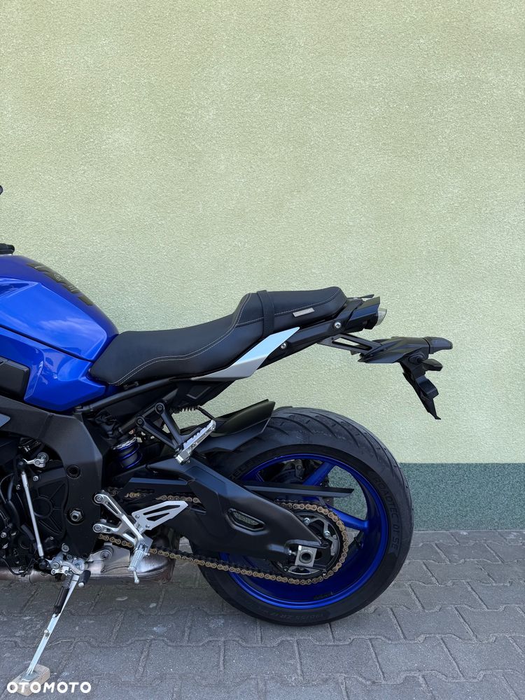 Yamaha MT - 27