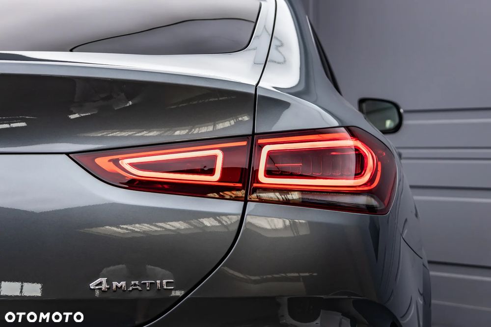 Mercedes-Benz GLE - 12