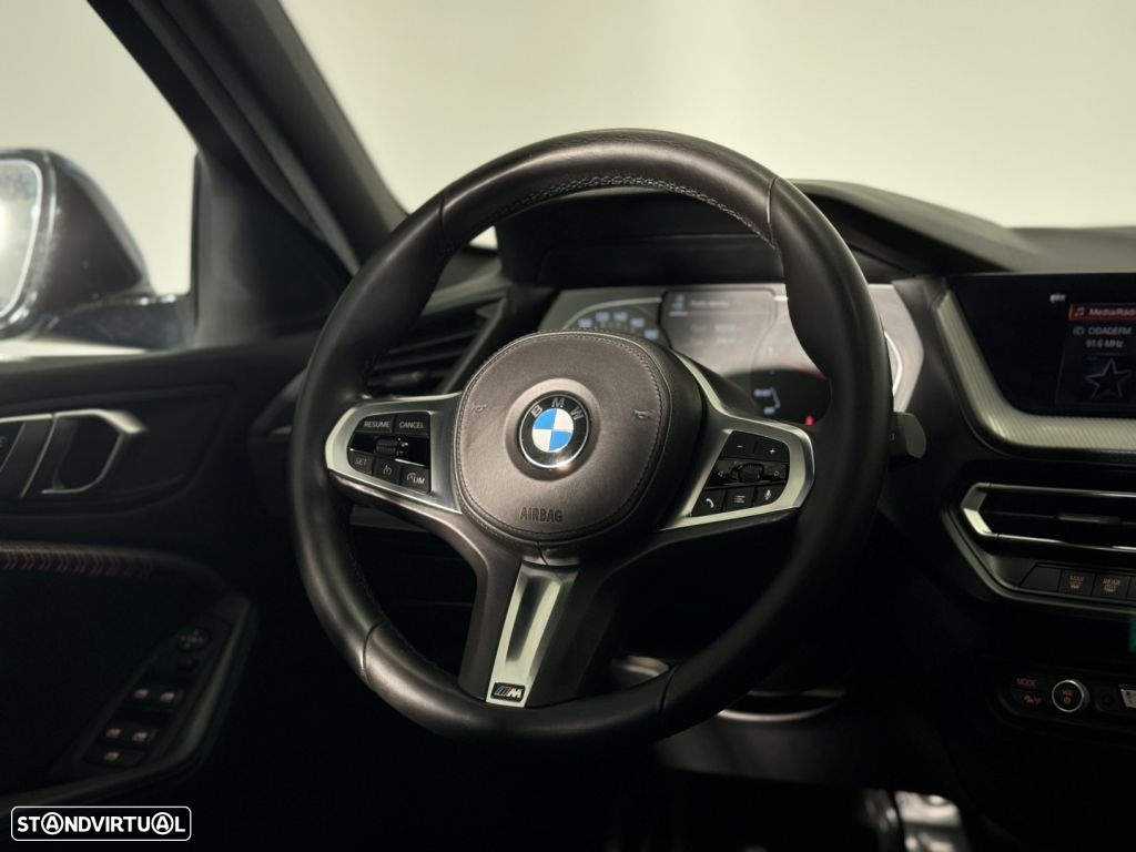 BMW 116 d Pack M - 3