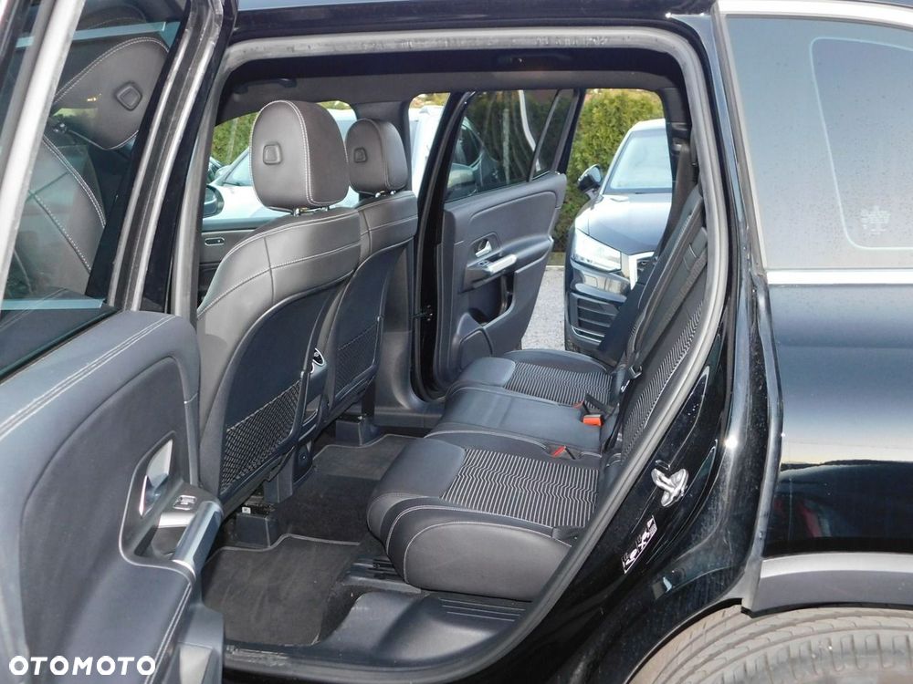 Mercedes-Benz GLB 200 d Progressive 8G-DCT - 9