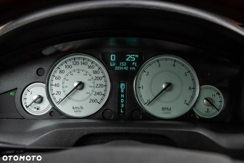 Chrysler 300C 3.5 Automatik - 25