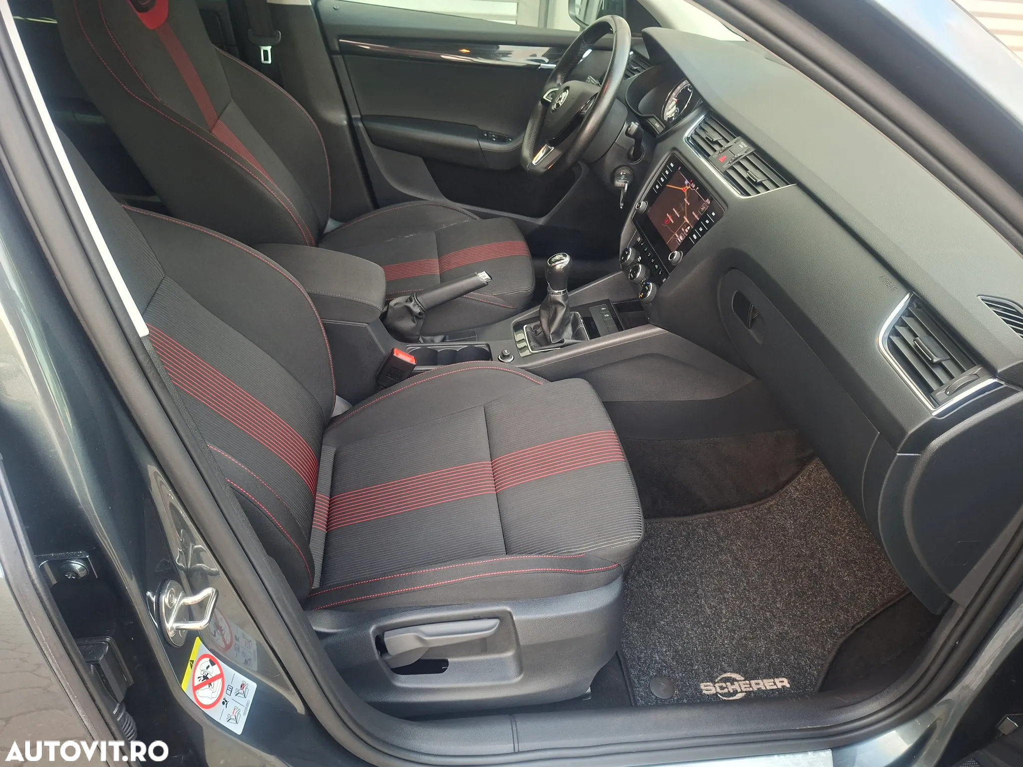 Skoda Octavia Combi 1.6 TDI Green tec Active - 10