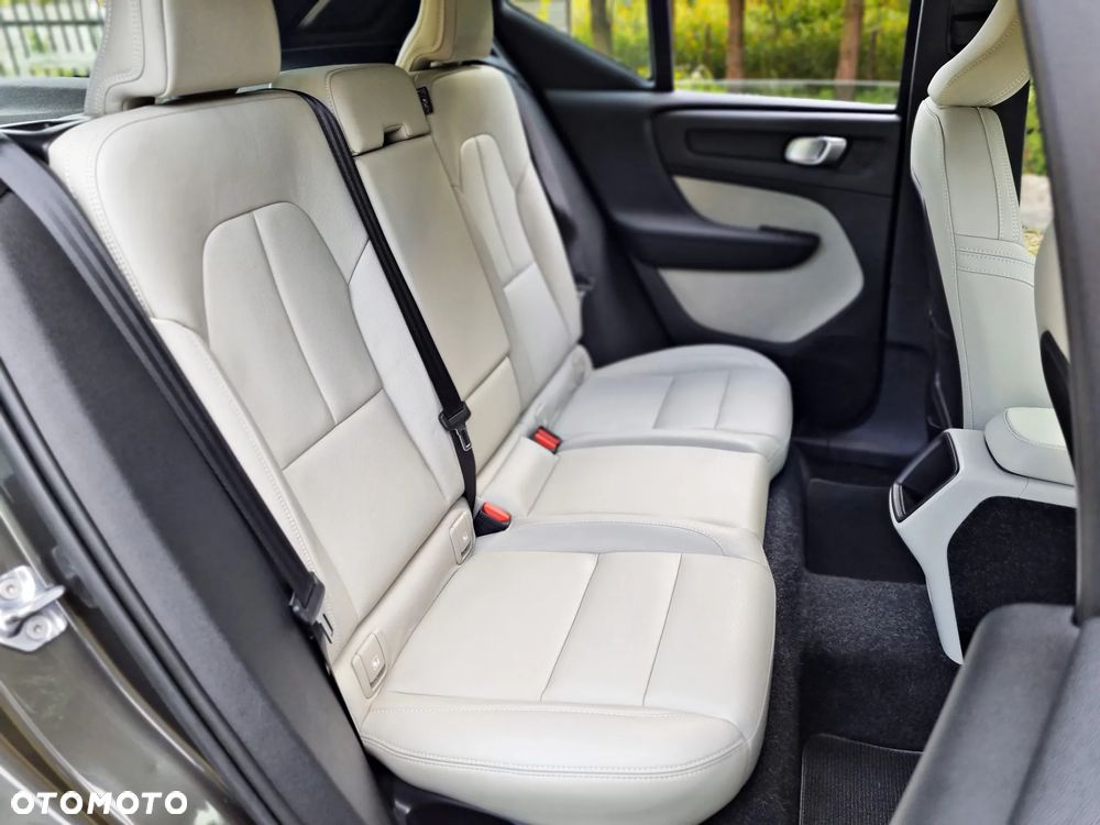 Volvo XC 40 T5 AWD Inscription - 29