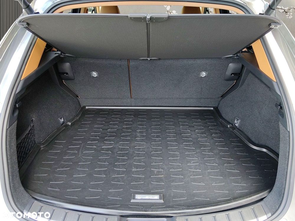 Lexus NX 350h Prestige 2WD - 28