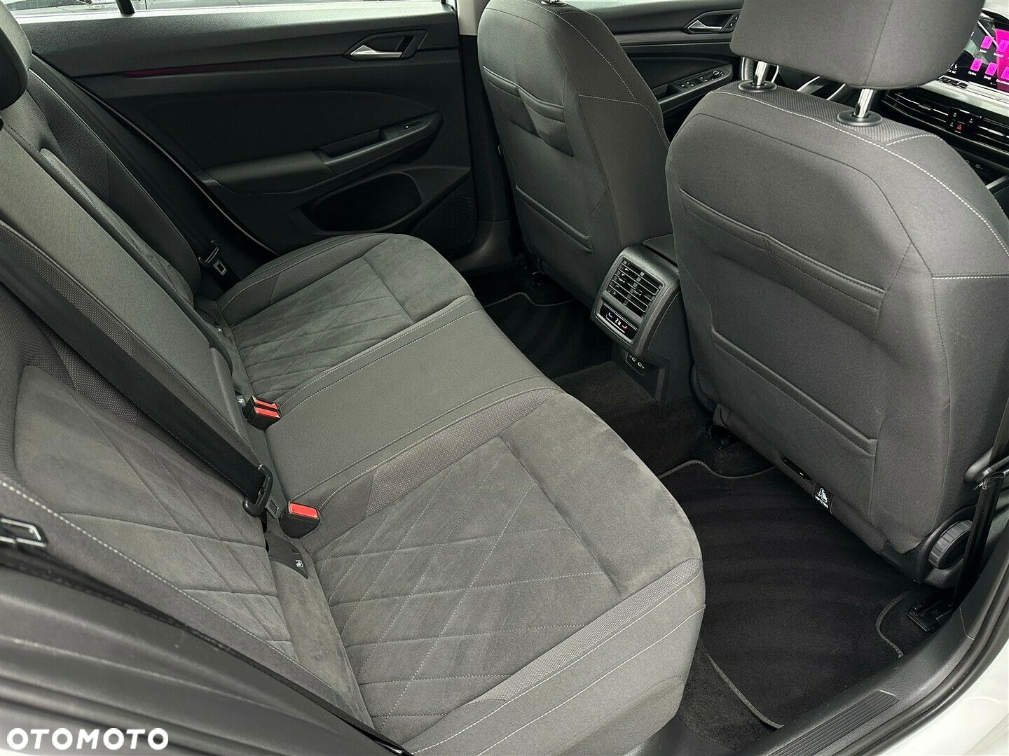 Volkswagen Golf - 7