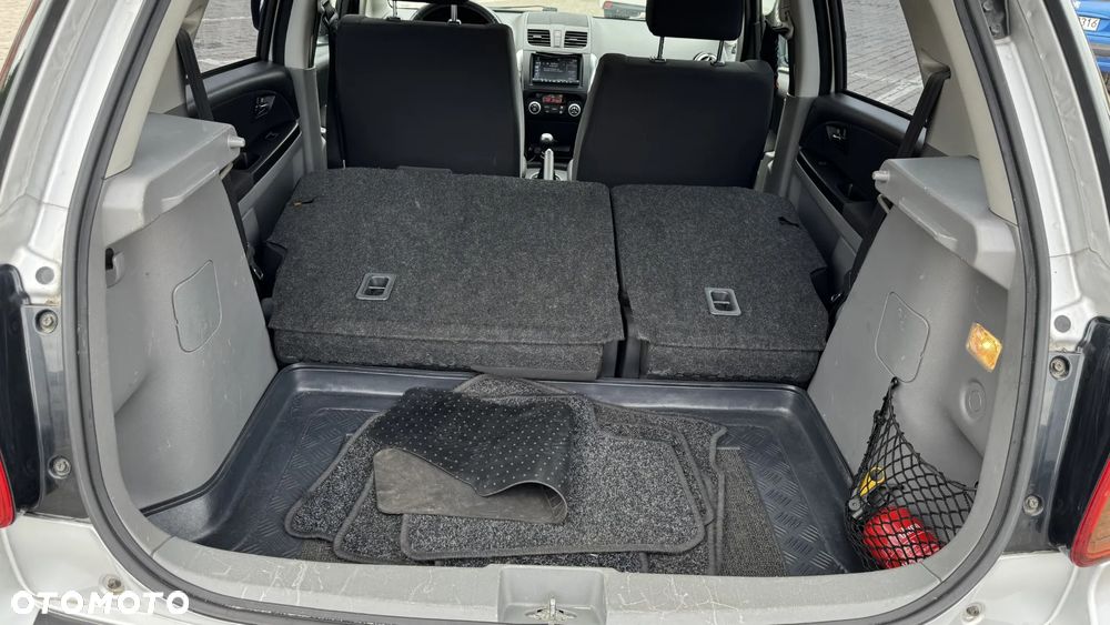 Suzuki SX4 1.6 Comfort Plus - 19