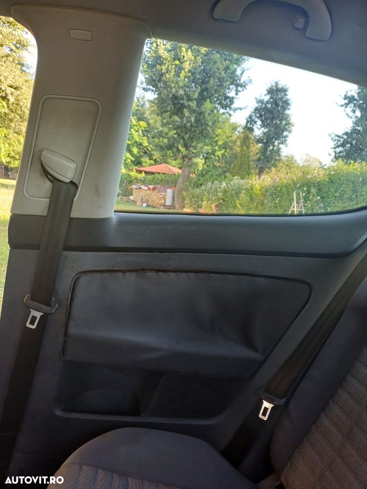 Volkswagen Golf 1.6 Tour - 26