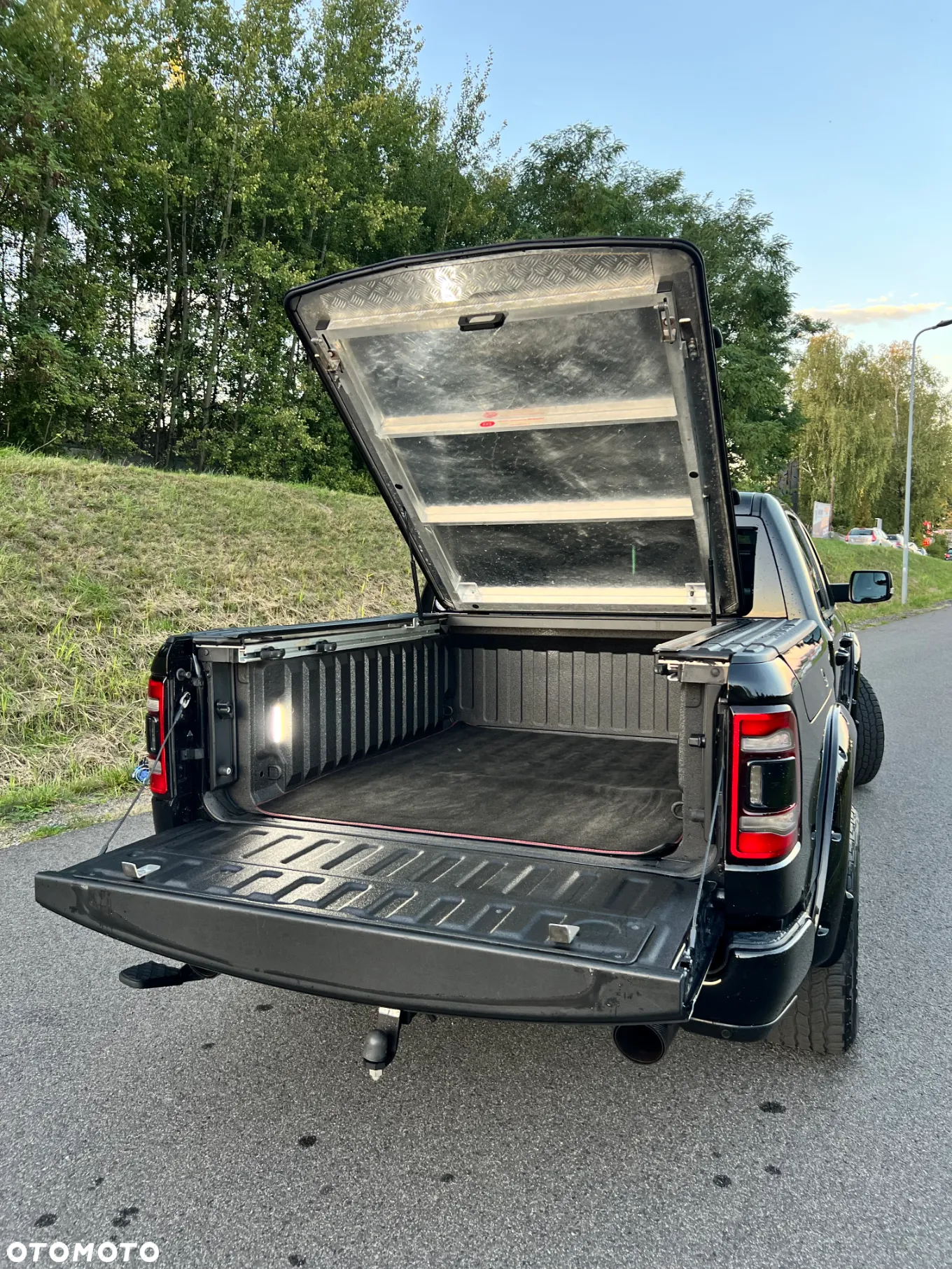 Dodge RAM 1500 5.7 4x4 - 8