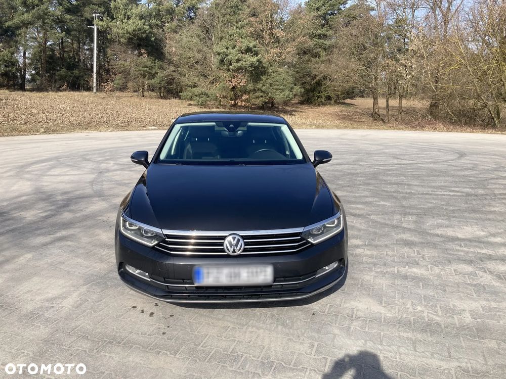 Volkswagen Passat 1.5 TSI EVO Highline DSG - 1