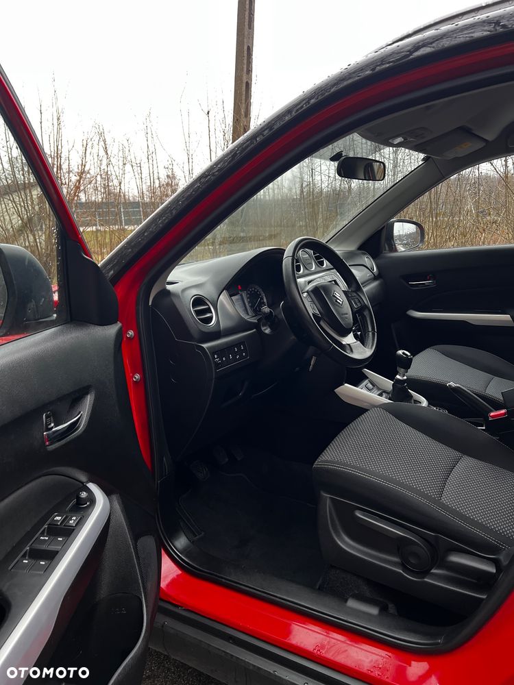 Suzuki Vitara 1.6 DDiS (4x4) Allgrip Comfort - 10