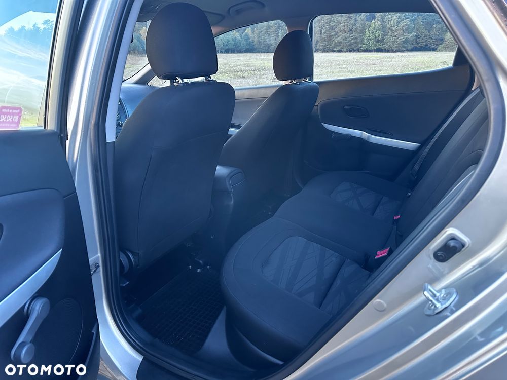 Kia Ceed 1.6 GDI Business Line - 8