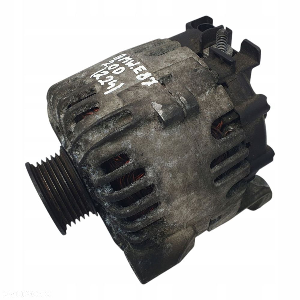 ALTERNATOR BMW E87 E90 E91 2.0 D valeo 7799180 TG15C093 - 1