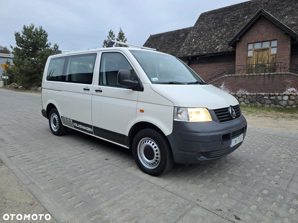 Volkswagen Transporter Shuttle L1 - 9