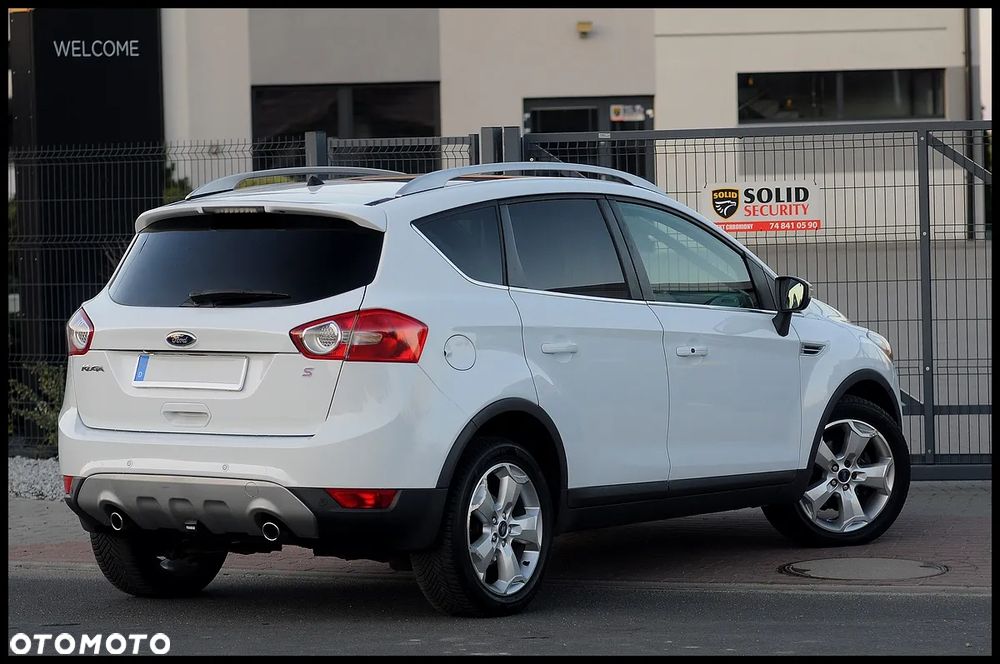 Ford Kuga 2.0 TDCi 4x4 Titanium - 20