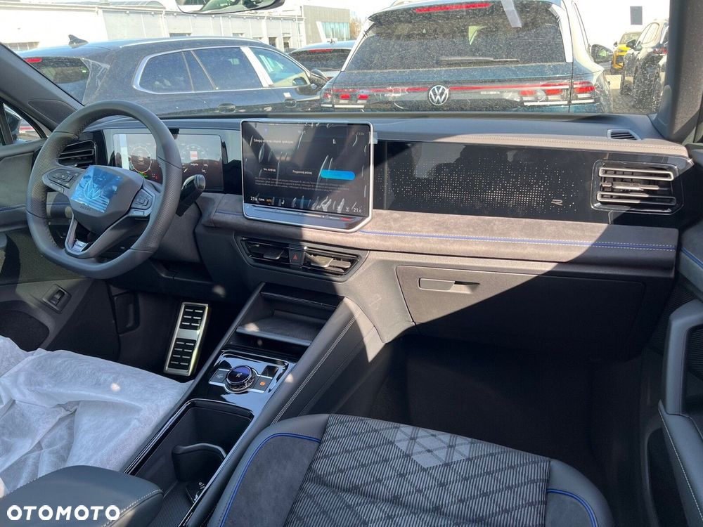 Volkswagen Tiguan - 8