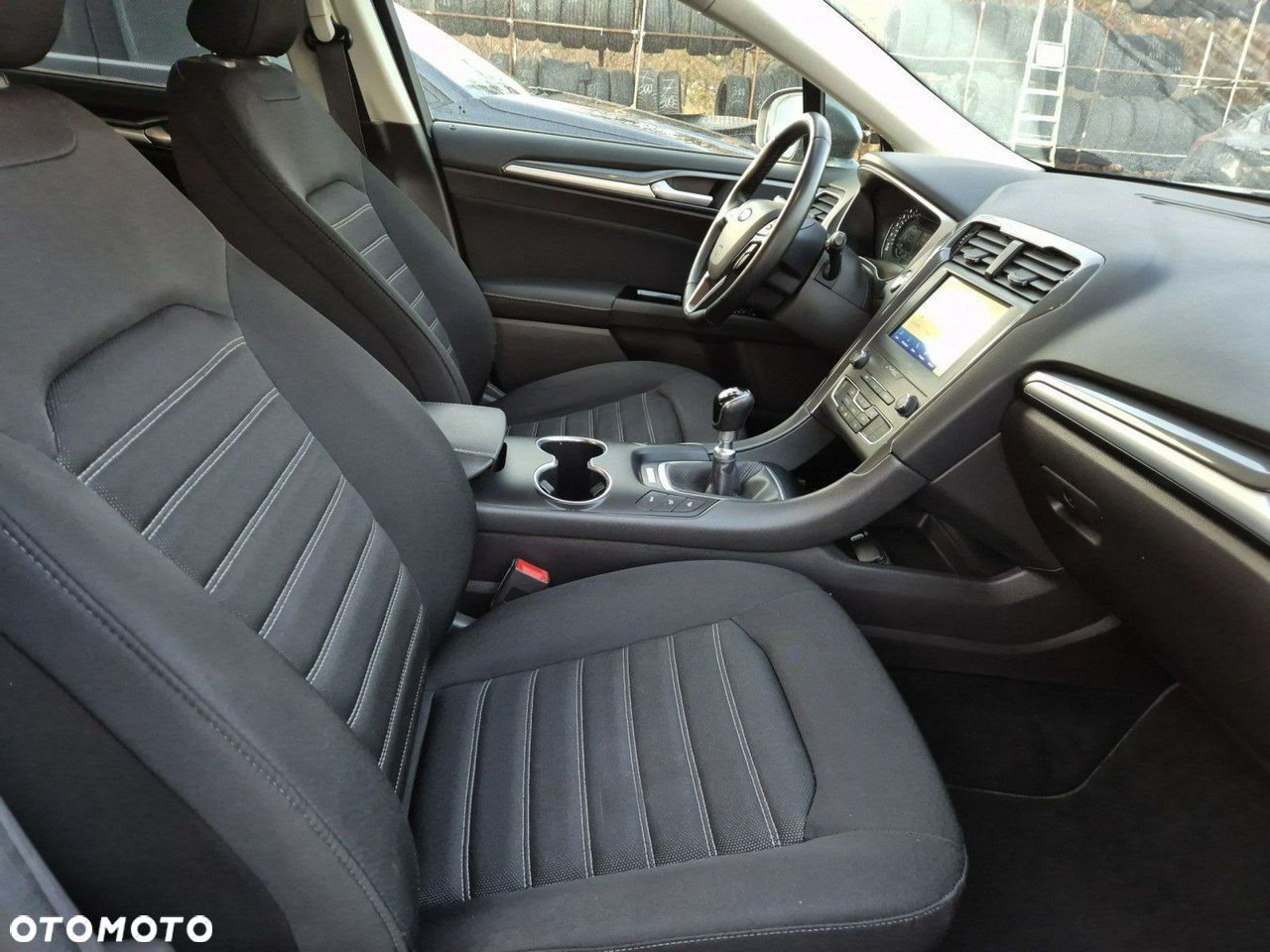 Ford Mondeo - 31