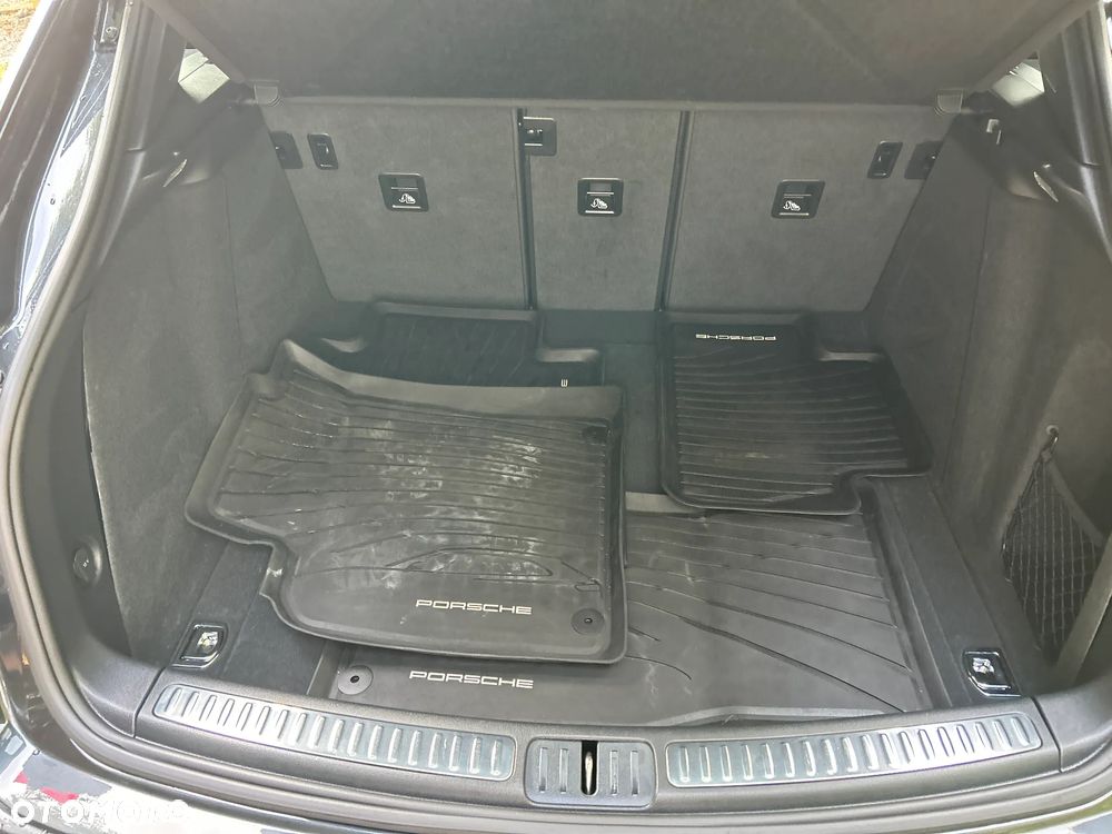 Porsche Macan - 21