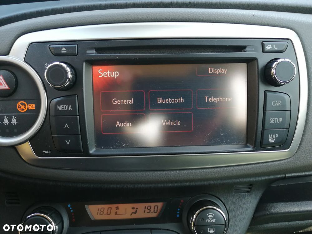 Toyota Yaris 1.33 Premium - 20