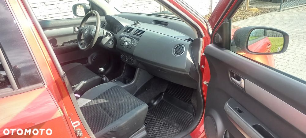 Suzuki Swift 1.3 Comfort dance - 7