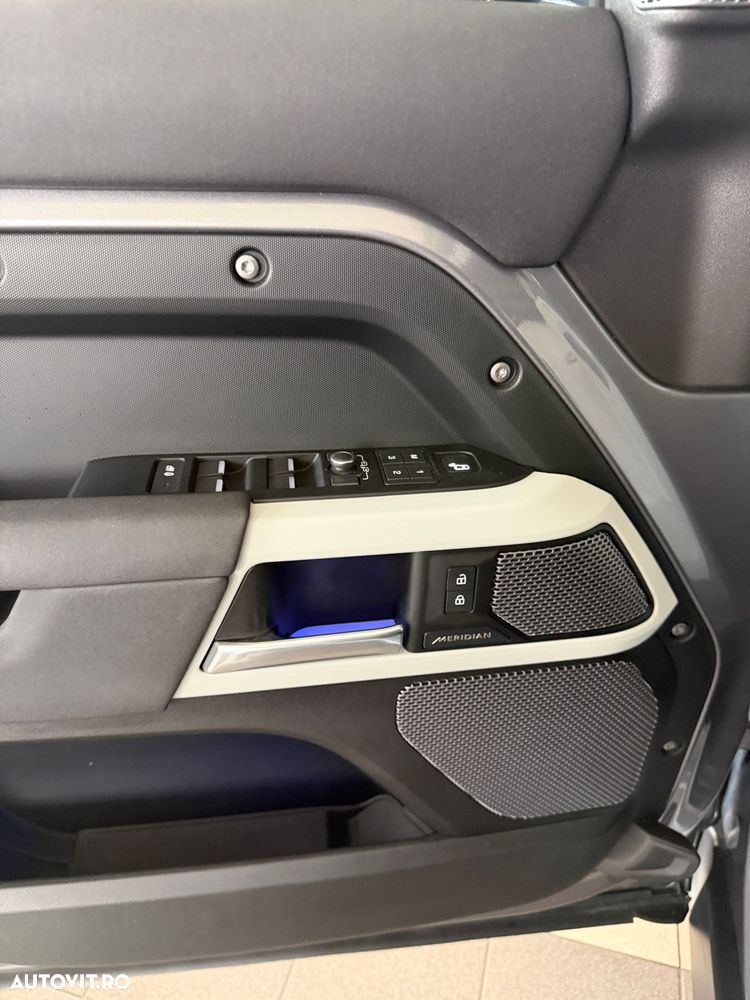 Land Rover Defender 110 3.0 P400 MHEV XS Edition - 16