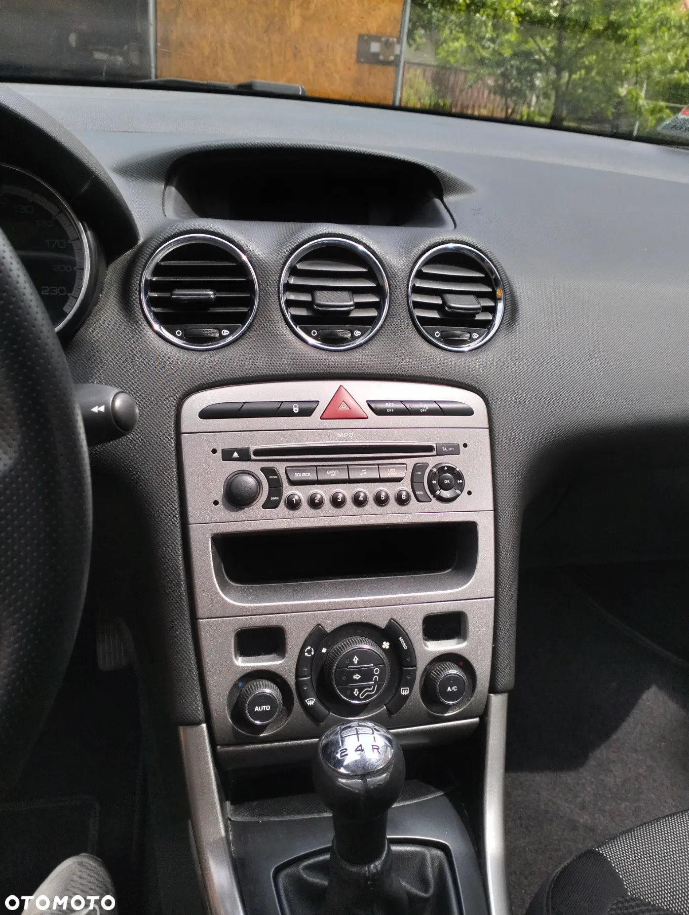 Peugeot 308 - 16