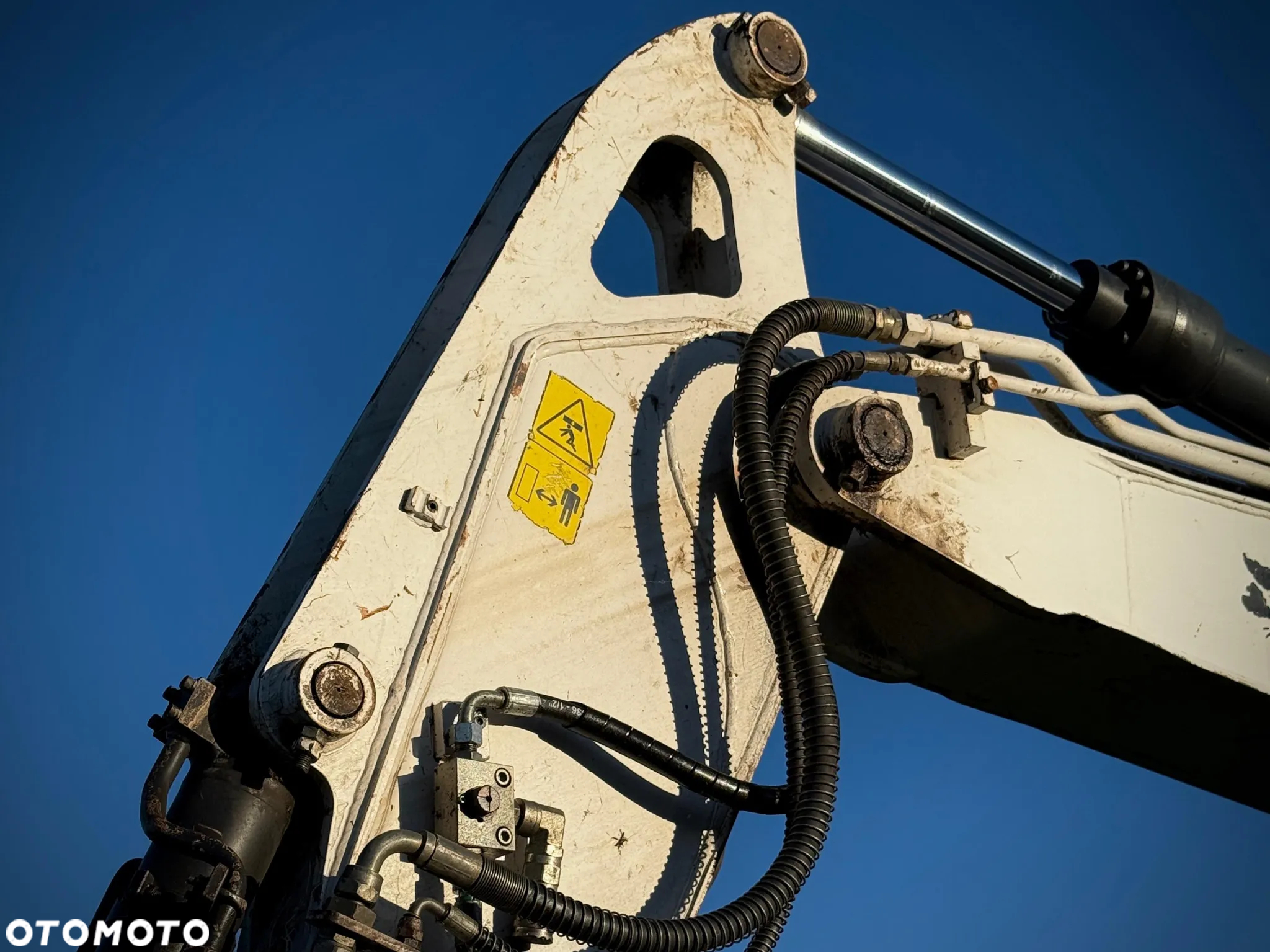 Bobcat E80 - 11