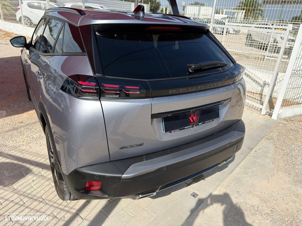 Peugeot 2008 PureTech 130 EAT8 Allure Pack - 32