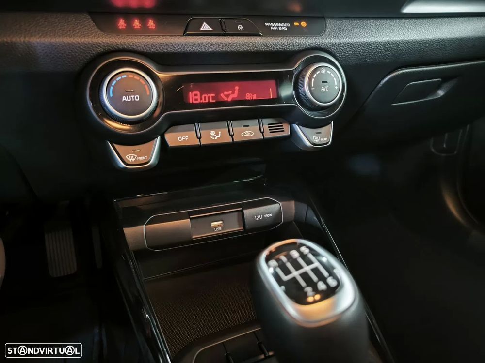 Kia Stonic 1.0 T-GDI Drive - 36