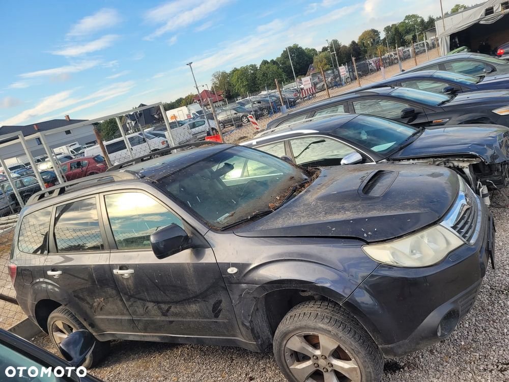 Subaru Forester 2010 photo 3