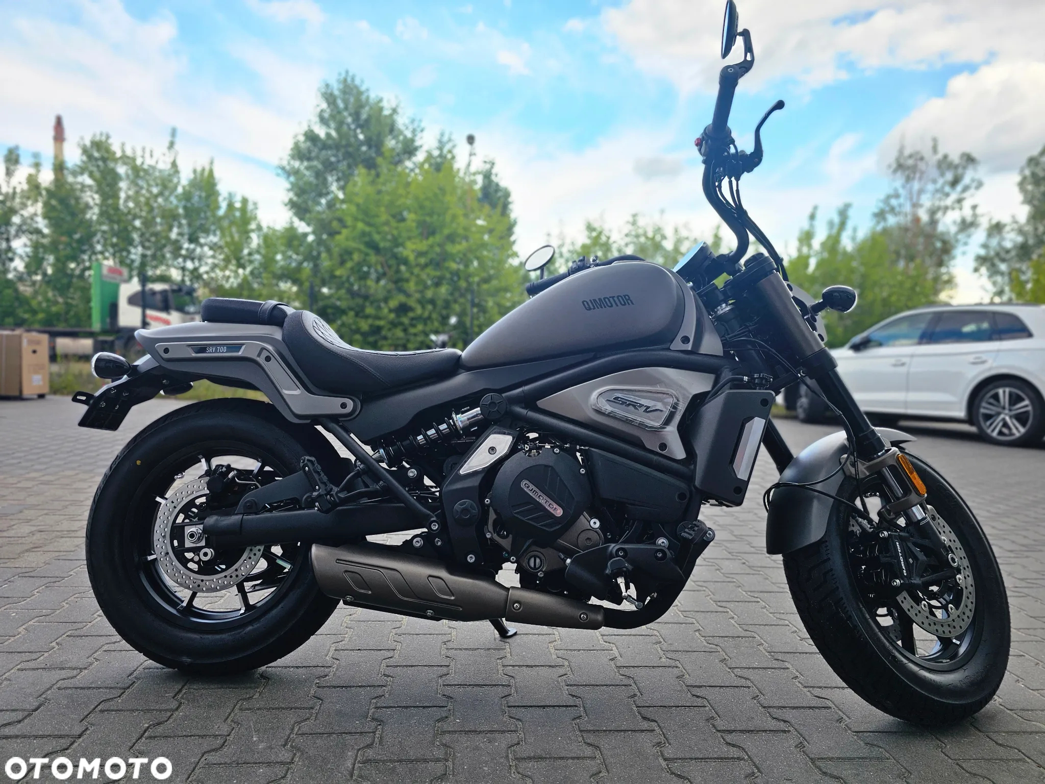 QJMOTOR SRV 700 - 11