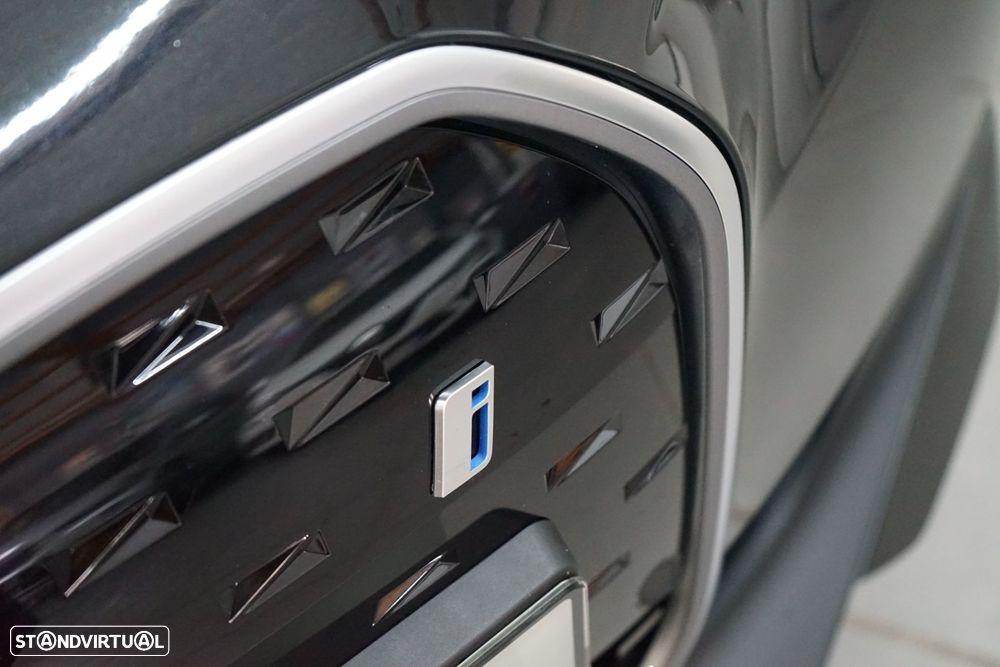 BMW i4 eDrive40 Desportiva M - 9