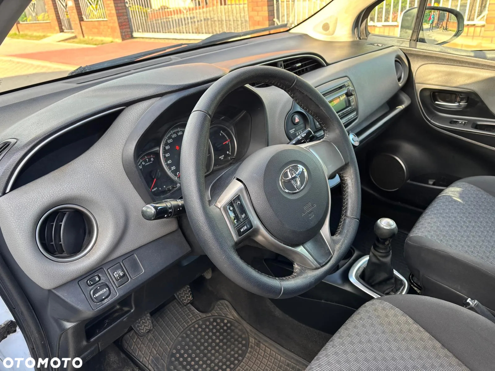 Toyota Yaris 1.0 Active - 13