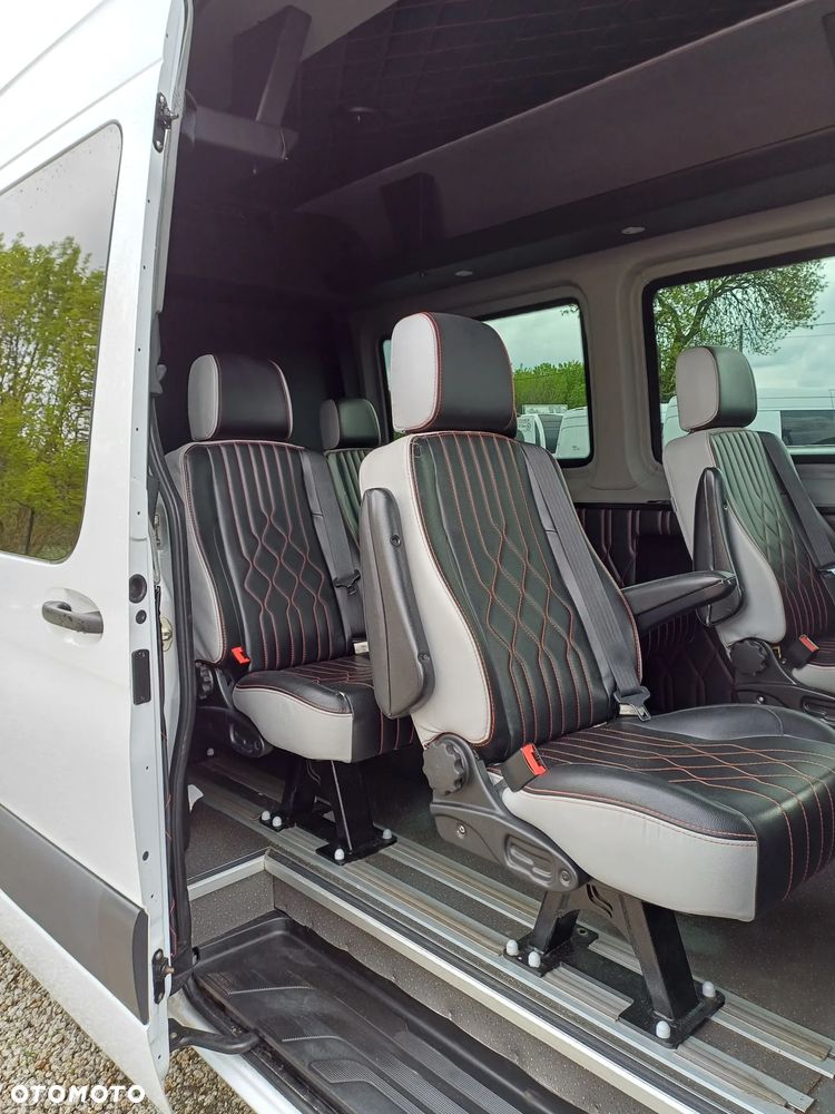 Mercedes-Benz SPRINTER - 29
