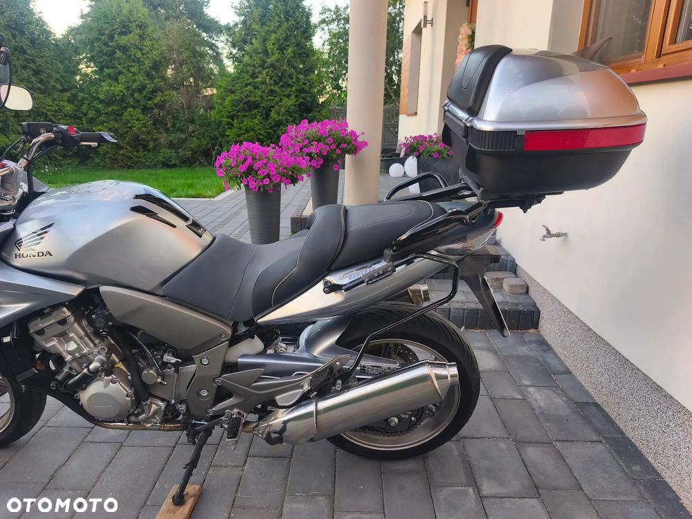 Honda CBF - 17