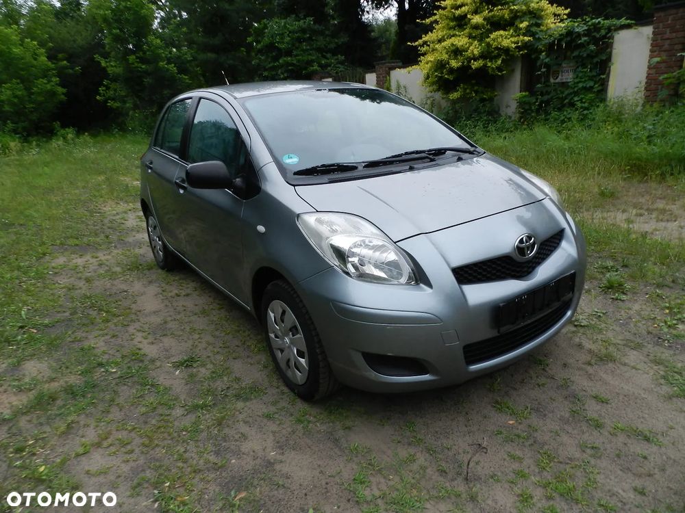 Toyota Yaris - 3