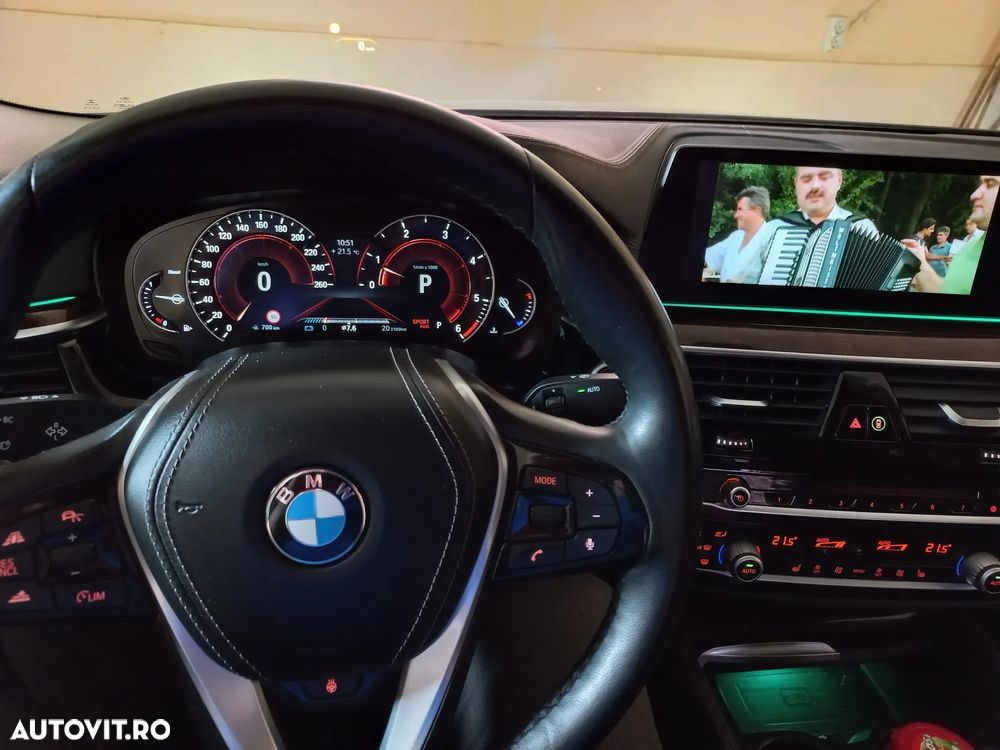 BMW Seria 5 520d xDrive Aut. Luxury Line - 9